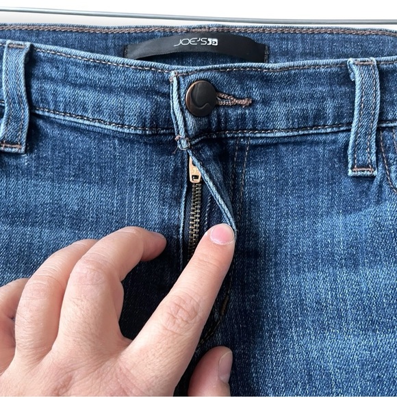 Joe’s Jeans Mid Rise Dark Wash Denim Bermuda Shorts size 29 - Picture 7 of 9